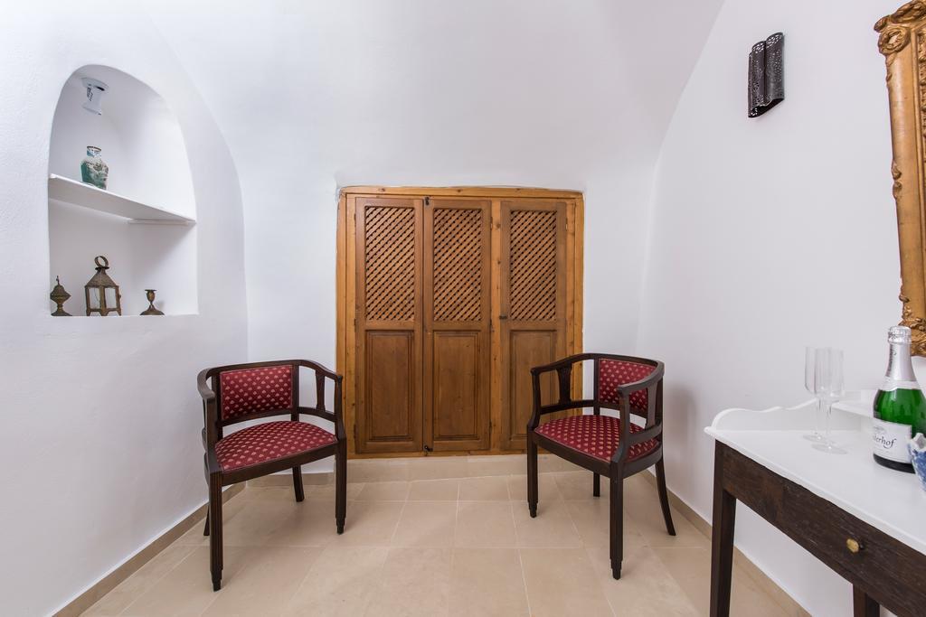 מגלוחורי Villa Klytia מראה חיצוני תמונה